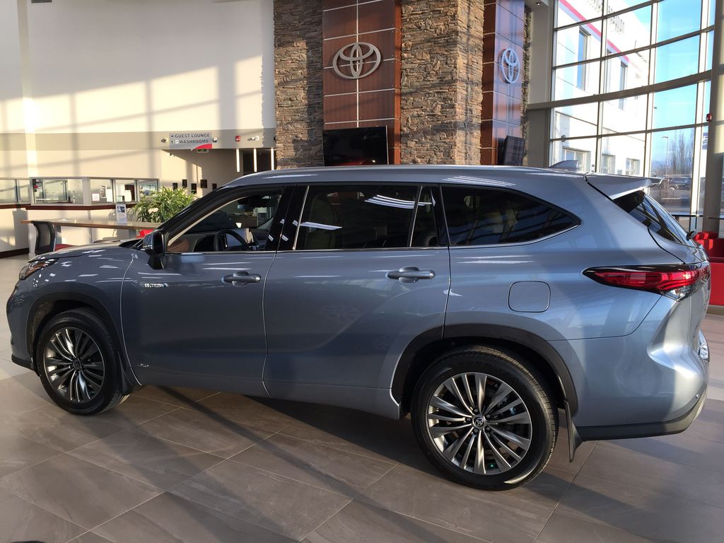 New 2020 Toyota Highlander Hybrid Limited Platinum 4 Door Sport Utility