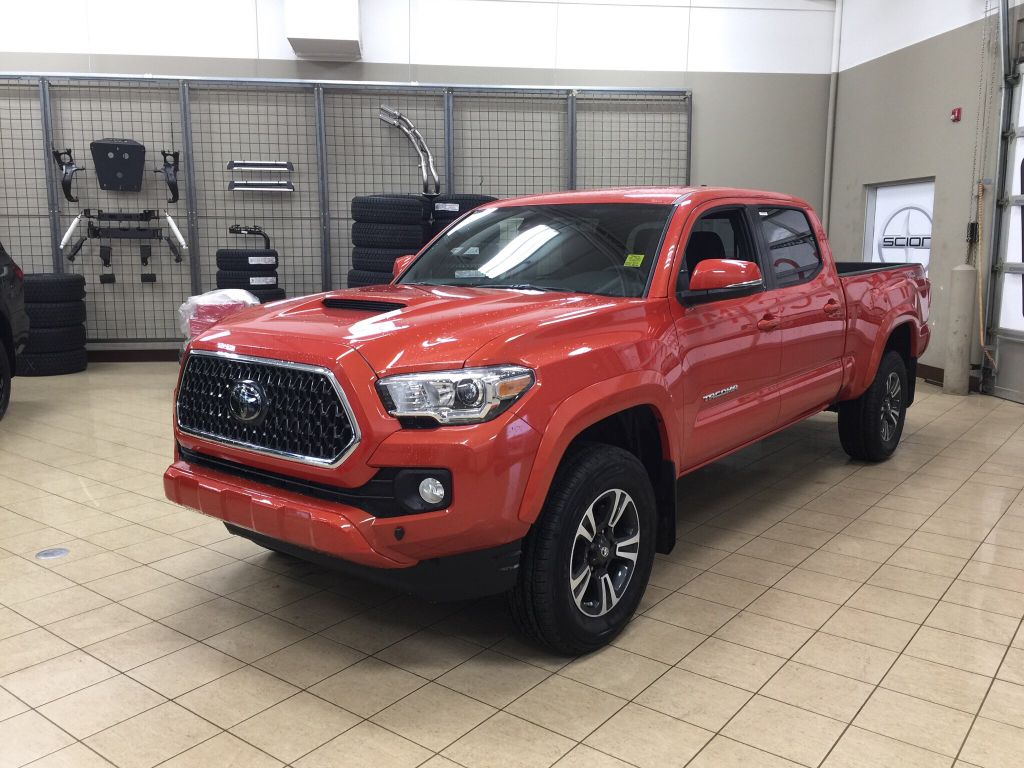 New 2018 Toyota Tacoma Trd Sport 4 Door Pickup In Sherwood Park