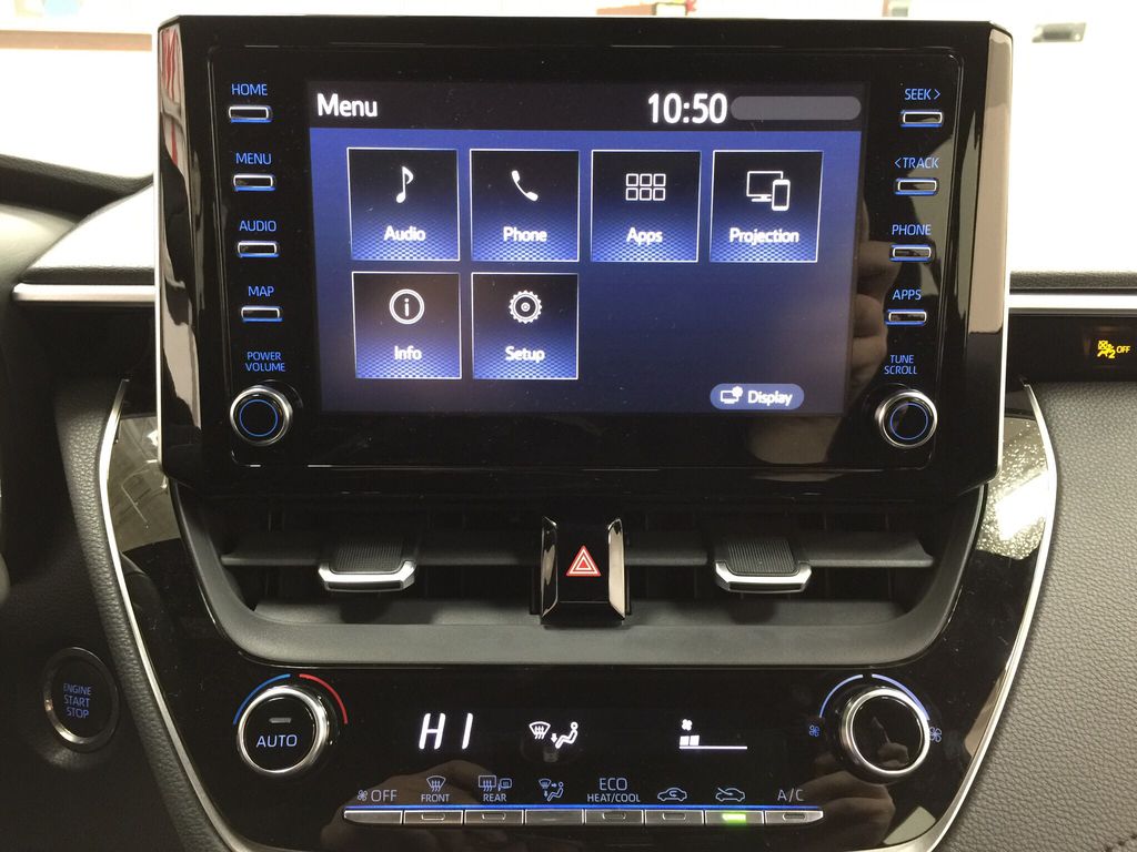 2022 toyota corolla usb port location