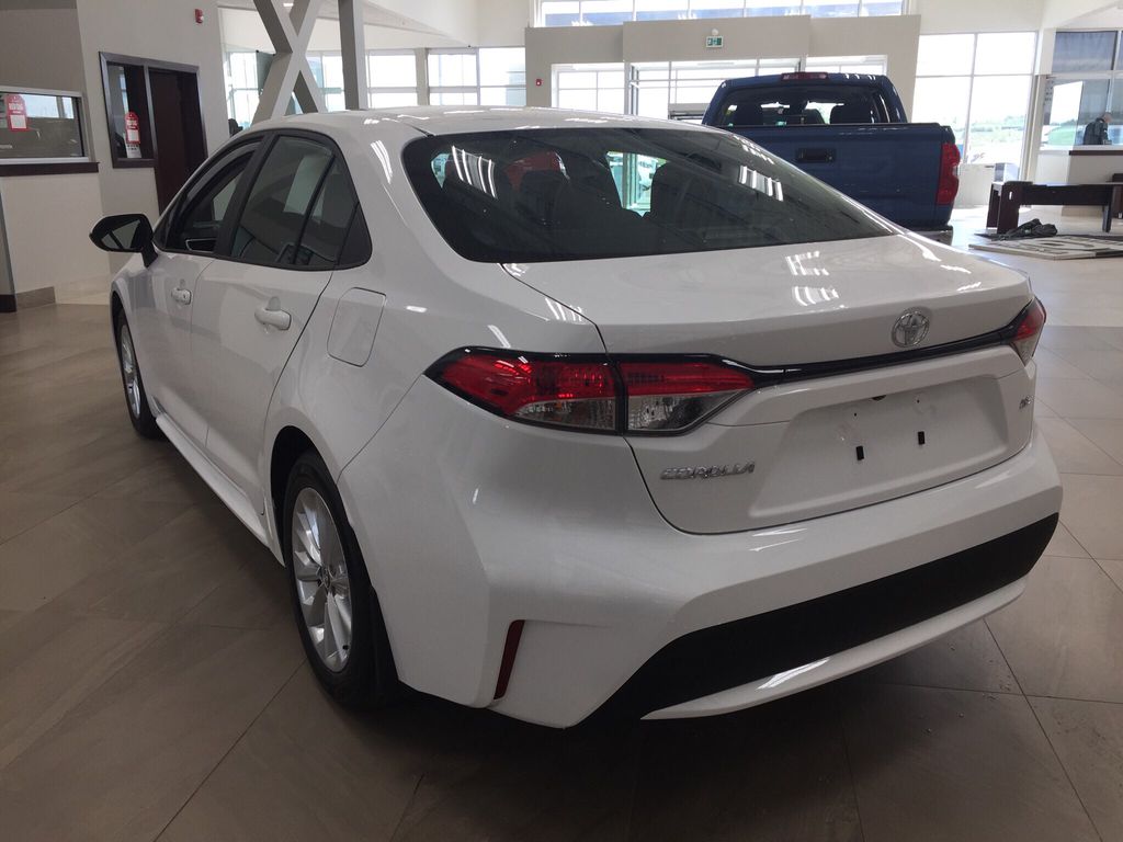 New 2020 Toyota Corolla LE Upgrade Front Wheel Drive 4 Door Car